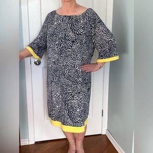 Plus size print day dress